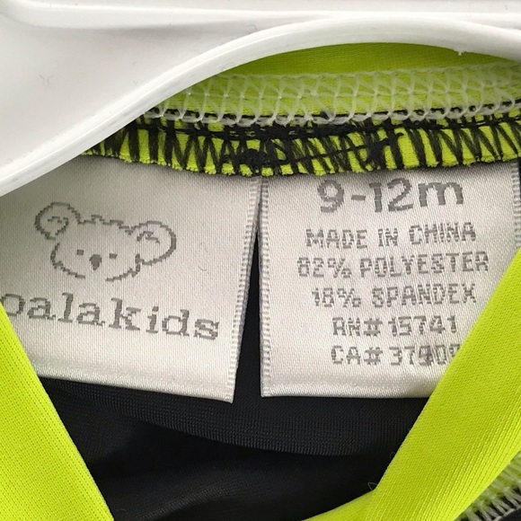 NWT Crossbone Rashguard 2-Piece Swim Set - Picture 3 of 16